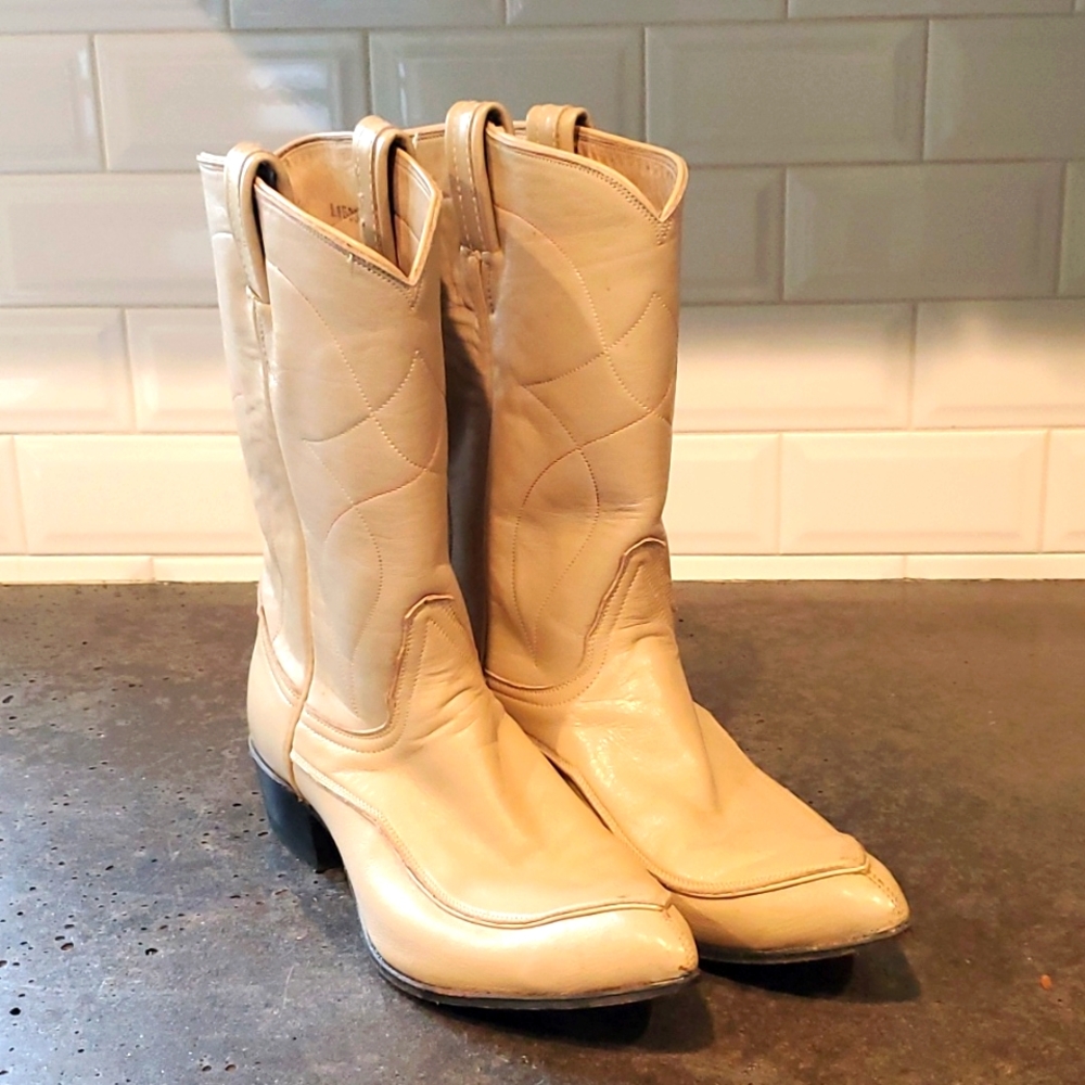 Vintage Tony Lama boots size 9 women's
